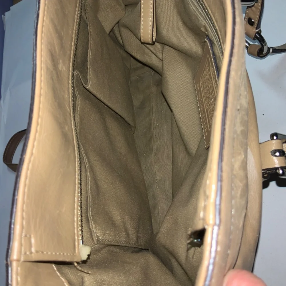 Coach Y2K Leather Lunch Box style Tote Bag Model # K0720-F11524